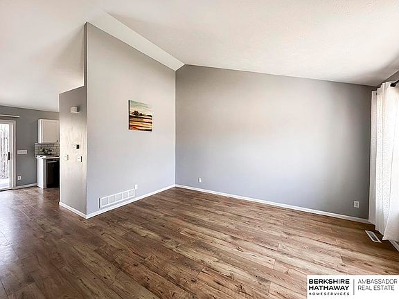 5th image of 7317 S 176th St