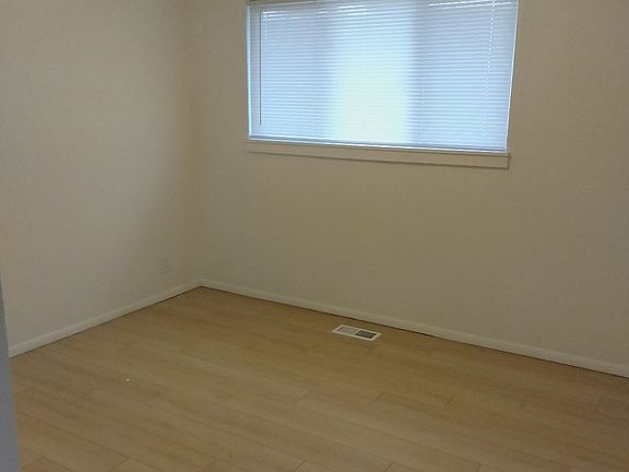 4th image of 600 E Wasatch Dr