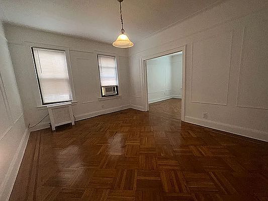 1st image of 24-50 Crescent St #2