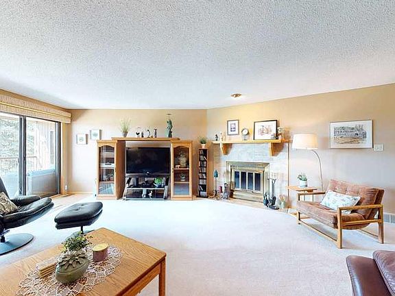 4th image of 1165 SW 16th St NE #6