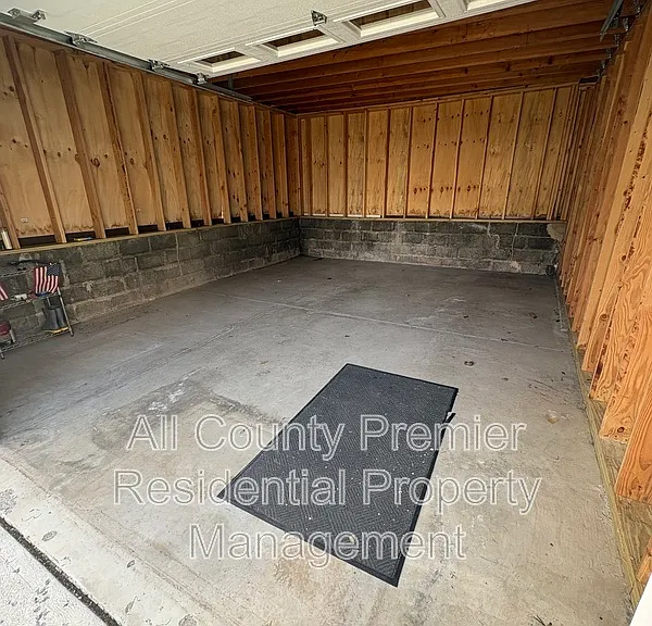 4 Henshaw Ct #2 — Photo 8