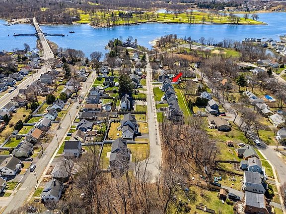 4th image of 125 Livingstone Ave