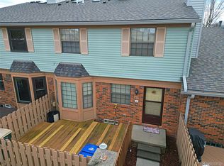 2131 Vine Way Dr APT 97, Canton, MI