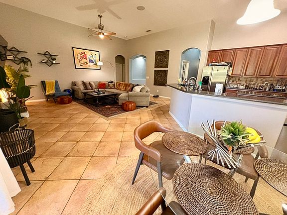 Kitchen Nook, Kitchen, & Family Room