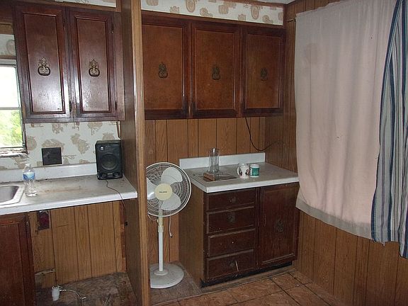5th image of 5181 Crystal Dr