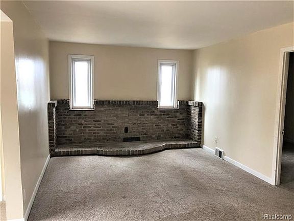 2nd image of 4921 Georgia Dr
