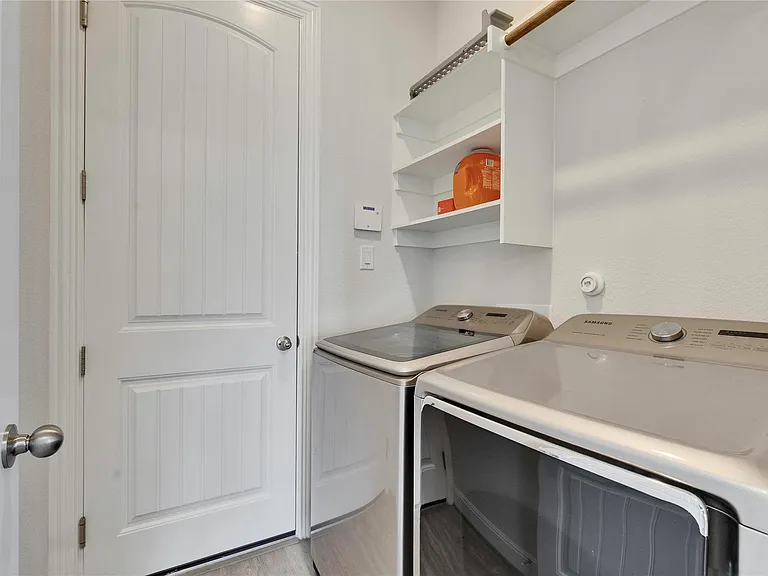 124 Leadtree Loop — Photo 17