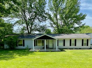 204 Chestnut St, Shoals, IN 47581