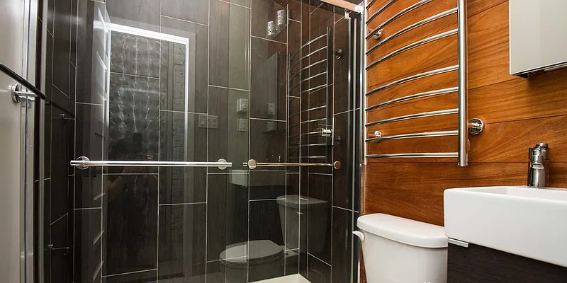 Rented by Compass | media 40