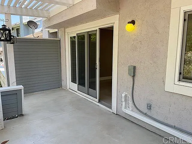 409 Windjammer Cir — Photo 9