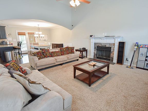 5th image of 3702 Windmill Ct