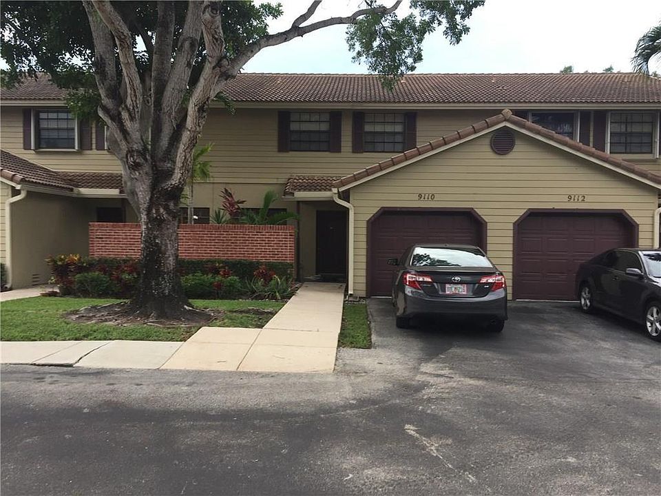 1st image of 9110 Vineyard Lake Dr