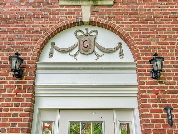 3rd image of 445 Gramatan Ave APT Gc1