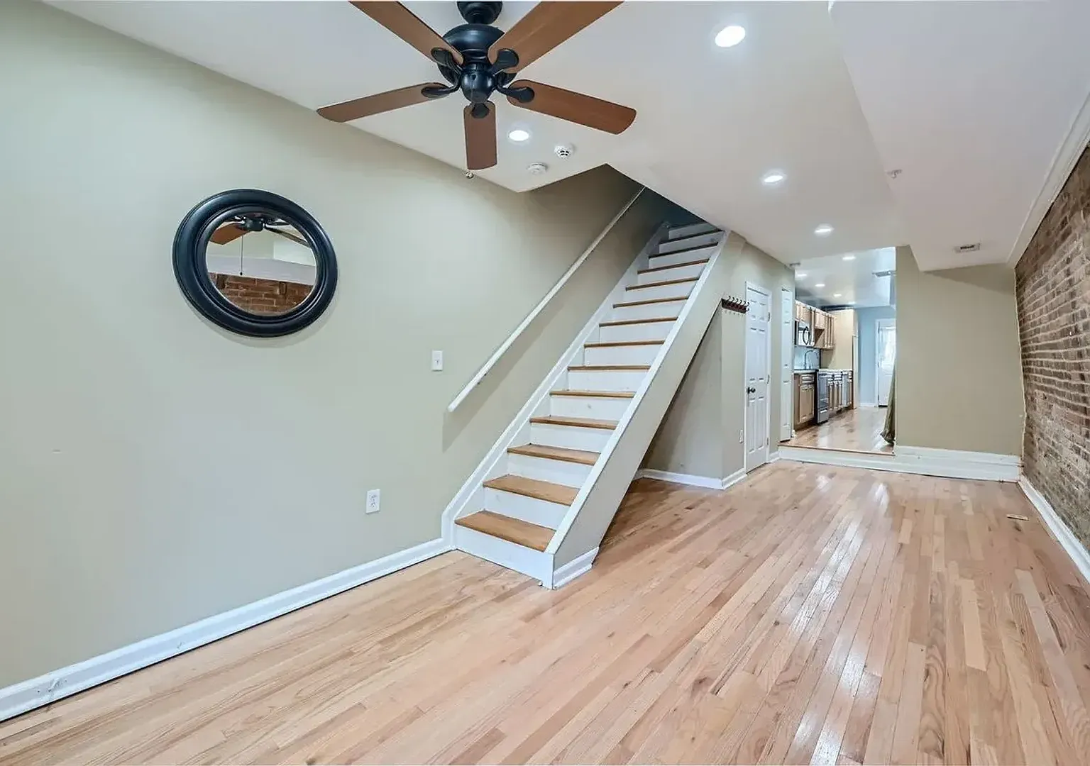 Charming Baltimore Rowhome with Exposed Brick & Private Patio — Photo 2