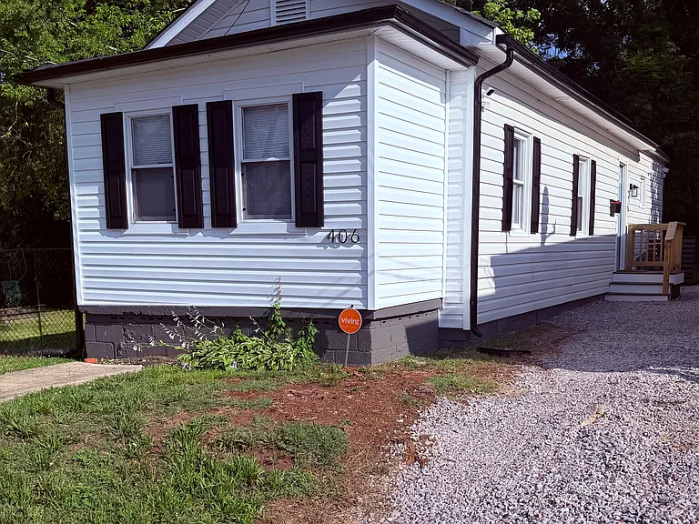 406 Saint Marks St — Photo 13