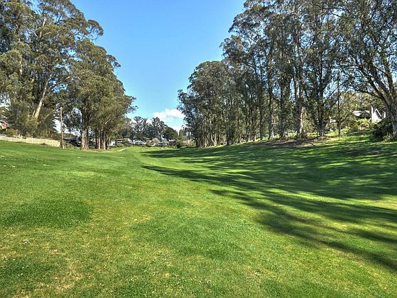2nd image of 449 Vista Del Mar Dr