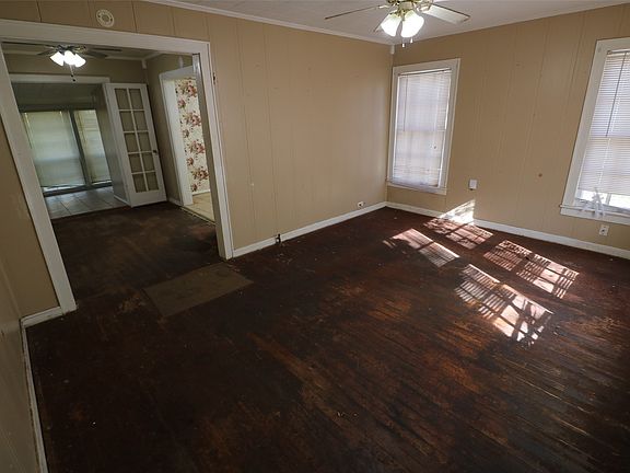 5th image of 718 24th St SE