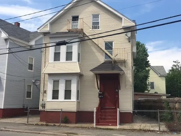 619 Potters Ave, Providence, RI 02907