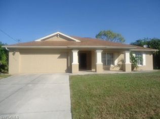 3028 38th St SW, Lehigh Acres, FL 33976
