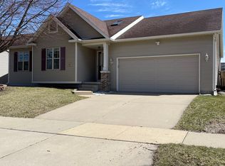 921 Tony Dr, Madison, WI 53704