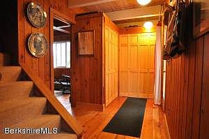 MUDROOM