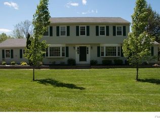 16 Coopers Ln, New Milford, CT 06776