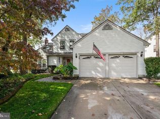 24 Randolph Ln, Sicklerville, NJ 08081