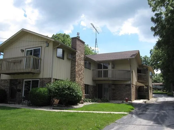 449 West Chestnut STREET #3, Burlington, WI 53105