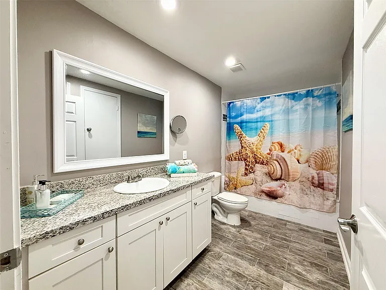 3487 Balboa Cir — Photo 37