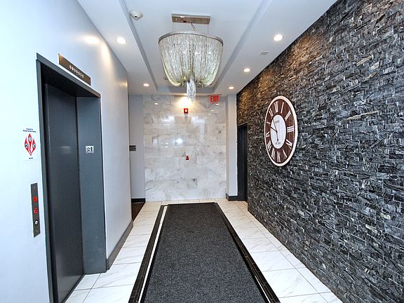 3rd image of 75 Liberty Ave Unit B33