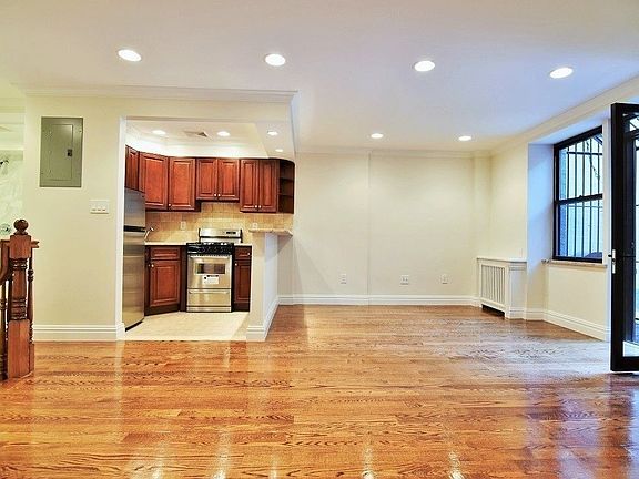 4th image of 14 W 90th St APT 1B