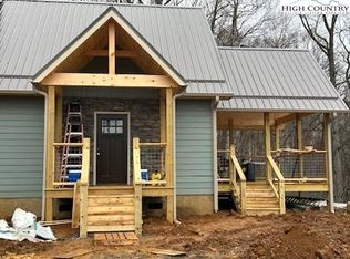 292 Forest Oak Ln, Jefferson, NC 28640