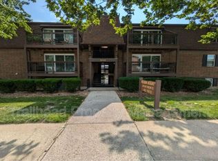 5801 Woodson St APT 203, Mission, KS 66202