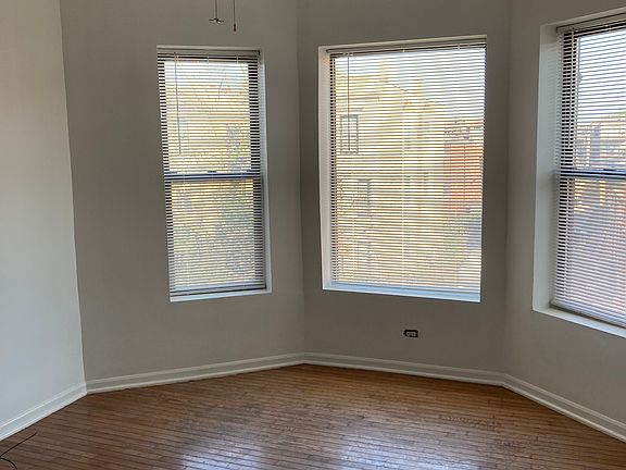 5th image of 6442 S Maryland Ave APT 3N