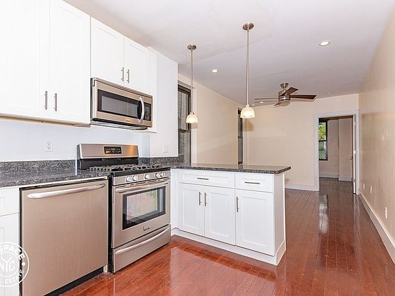 3rd image of 223 Bainbridge St #6P