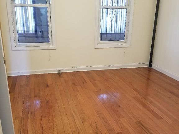 bedroom1