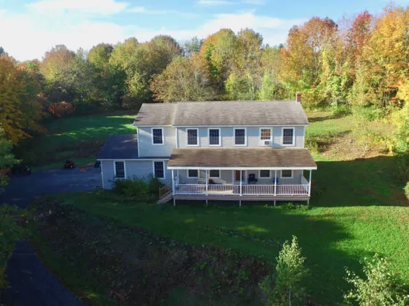 25 Brandywine Cir, Auburn, ME 04210