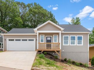 73 Greenwood Fields Dr, Asheville, NC 28804