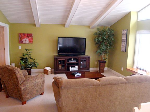 5th image of 51034 Kingwood Dr