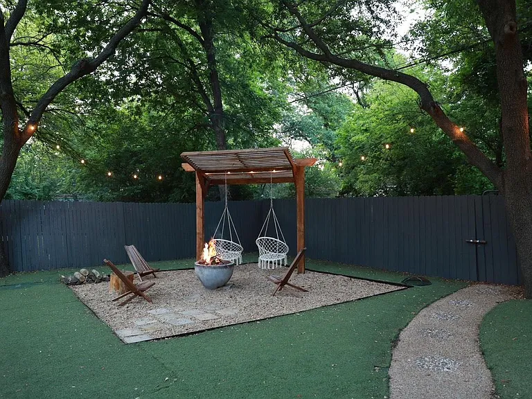 1412 Moran Dr — Photo 16