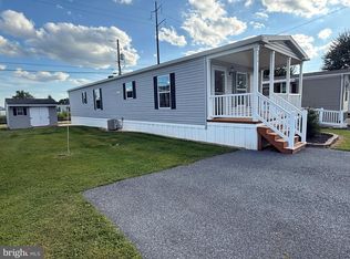 456 Brendon Dr, Leola, PA 17540