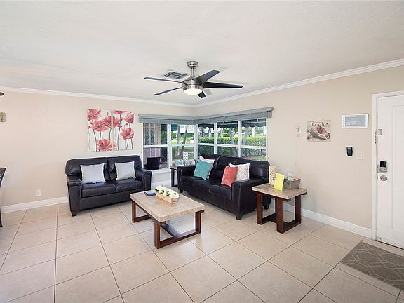 4th image of 2613-2615 NE 33rd Avenue