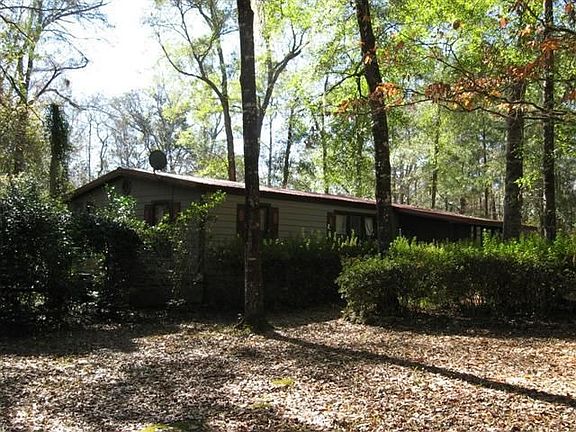 3rd image of 134 Dogwood Ln