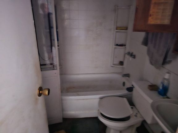 4th image of 1200 N Viking Dr