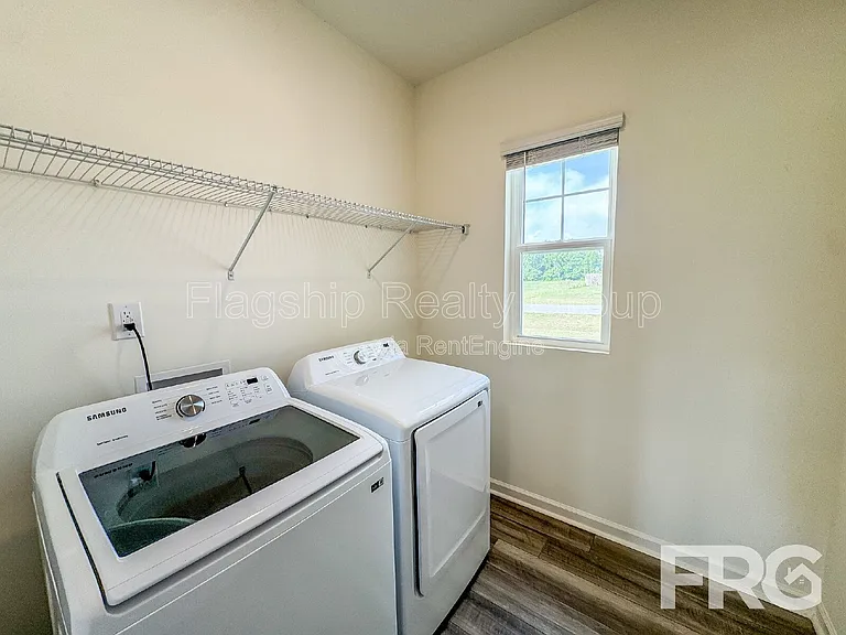 303 Kenison Way — Photo 59