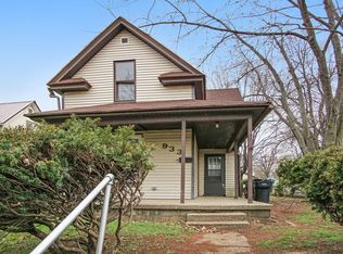 933 S Logan St, South Bend, IN 46615