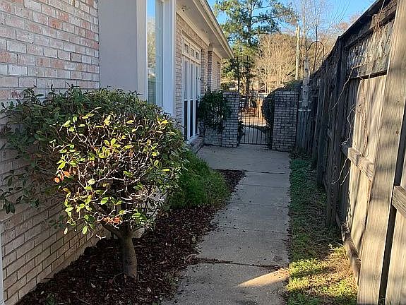 4th image of 1430 Blairwood