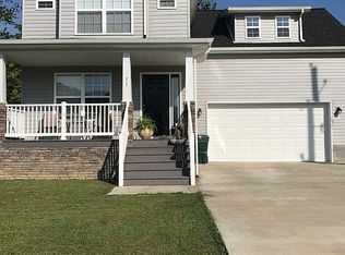 412 Tomahawk Dr, West Van Lear, KY 41268
