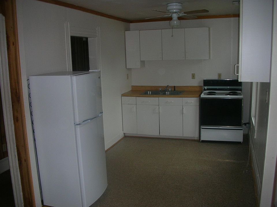 2nd image of 1814 Washington Ave #Upstairs