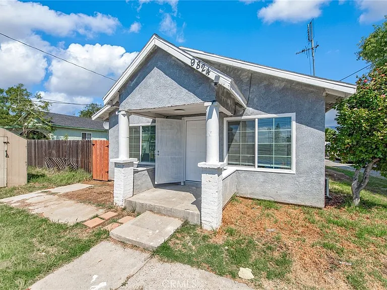 9824 Arrow Rte — Photo 2